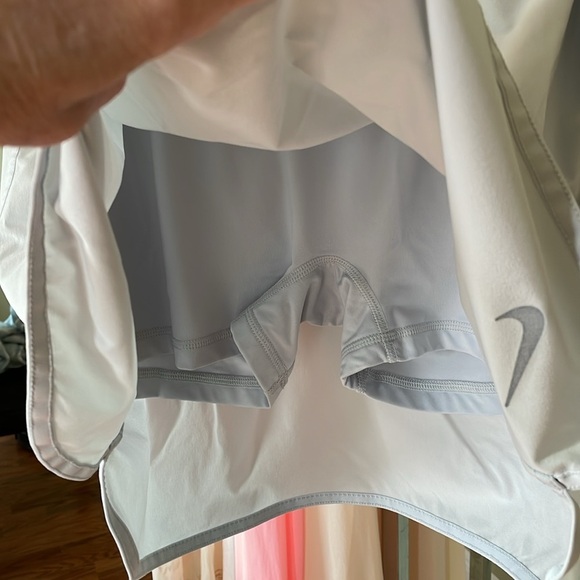 Nike Women's Flex Woven 15" Pure Platinum Golf Skort Size M - Picture 5 of 8